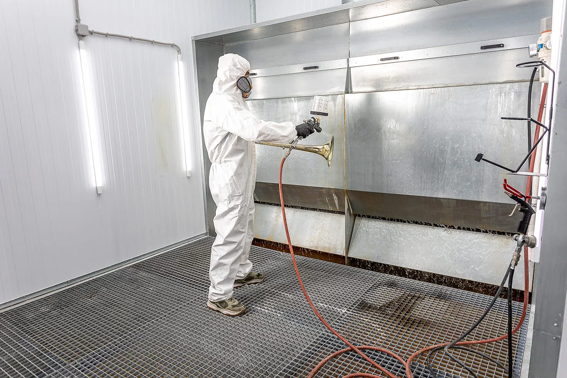 Lacquering and galvanic coating